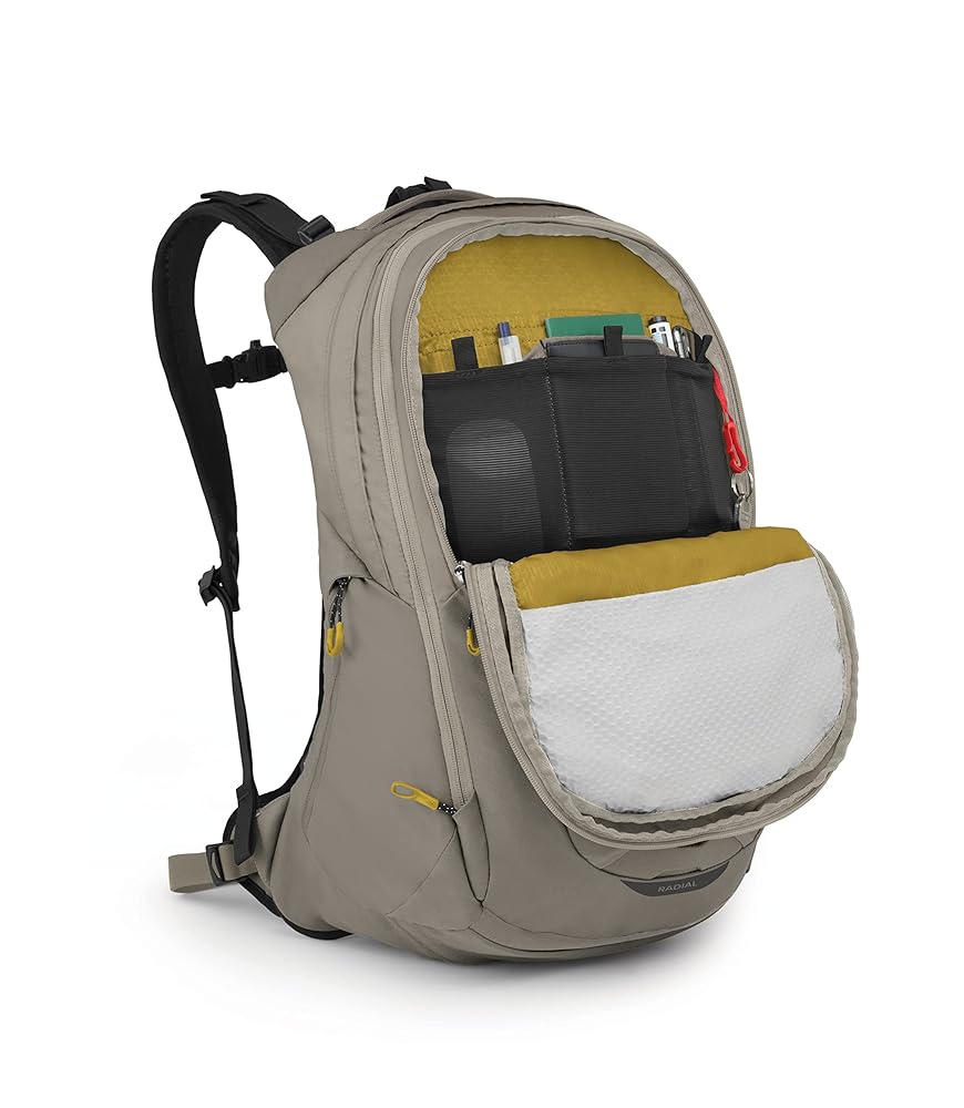 オスプレイ・ラディアル・バイク・コミューター・パックはバイク通勤用のバックパック Amazon.co.jp: Osprey ラジアル コミューター ノートパソコン